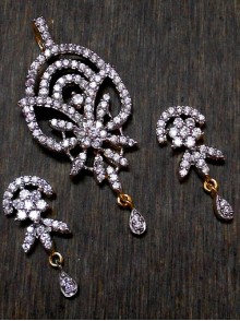 CZ Pendant With Earrings